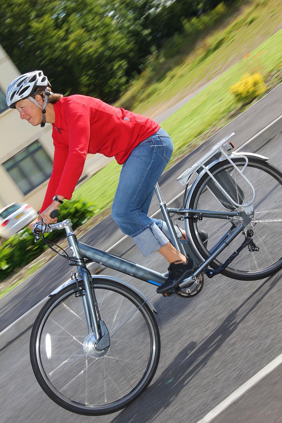 Giant womens hybrid bike hot sale